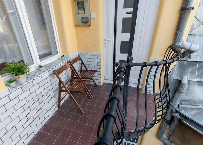 Boutique Premium Studio Szervita Square Budapest