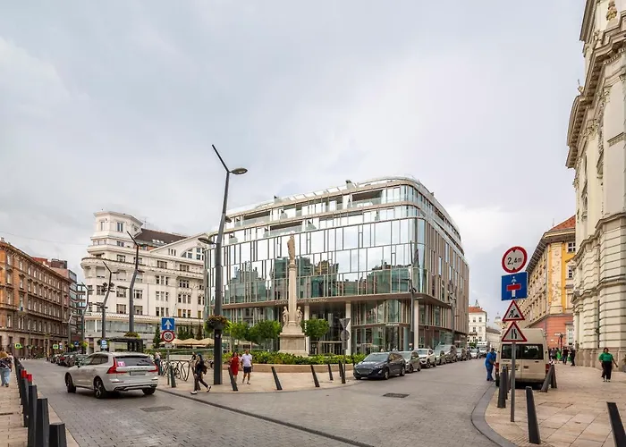 Emerald Luxury Downtown Apartment With Free Sauna & Gym Budapeste