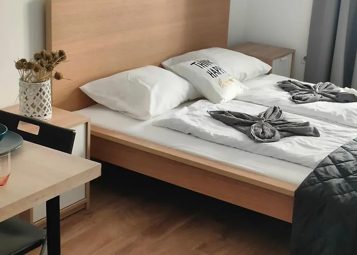 Cozy Studios Near New York Cafe With Balcony, Parking, Ac Budapest