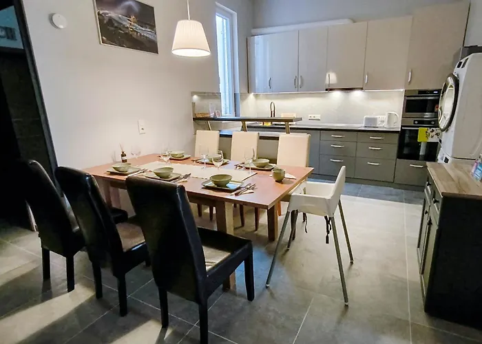 Corvin Point Rooms And Apartments Budapest