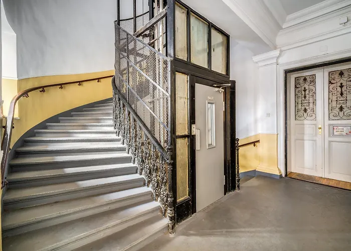 Oktogon Four Residence Budapeste que aceita animais de estimação