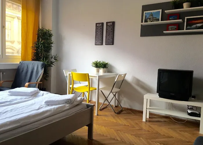 Budget Apartment by Hi5 - Váci street 44 Budapeste