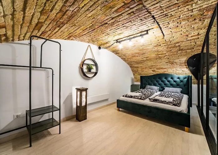 Spacious Loft In The Heart Of Downtown Budapeste